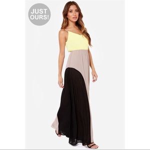 NWOT Lulu’s By Your Side color block maxi dress